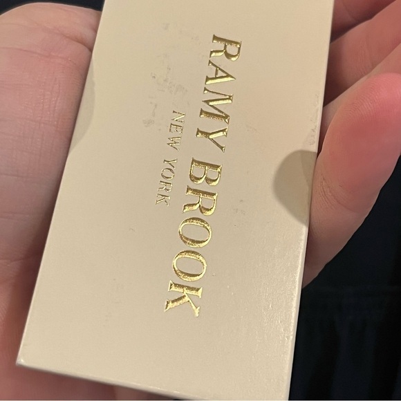 New Ramy Brook navy blue size medium surplice long sleeve flowy blouse - Picture 4 of 10